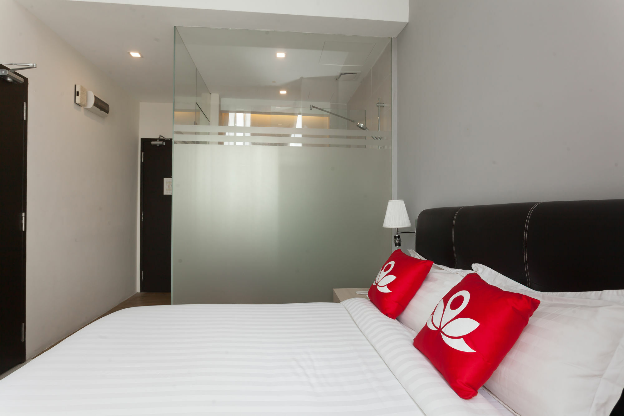 Zen Rooms Sungai Besi Kuala Lumpur Ngoại thất bức ảnh